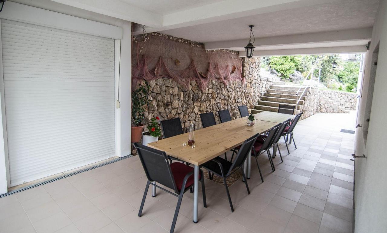 Marivo Guest House Molunat Bagian luar foto